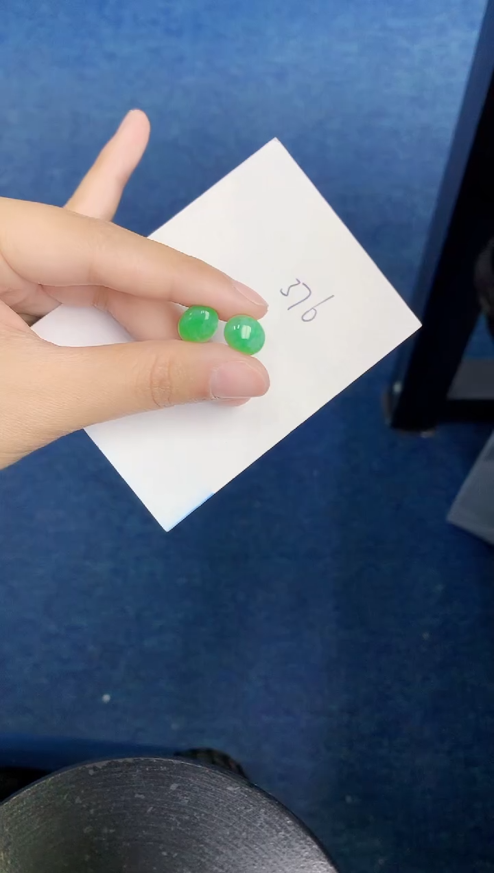 翡翠18K金镶嵌颈饰000000000