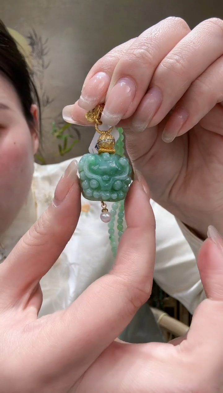 【闪购商品】翡翠颈饰未镶嵌吊坠