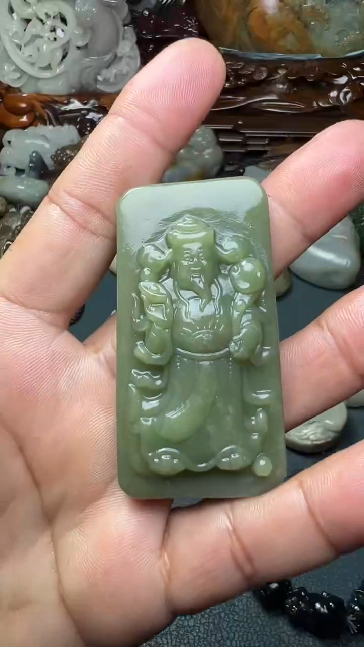 未镶嵌和田玉把件-