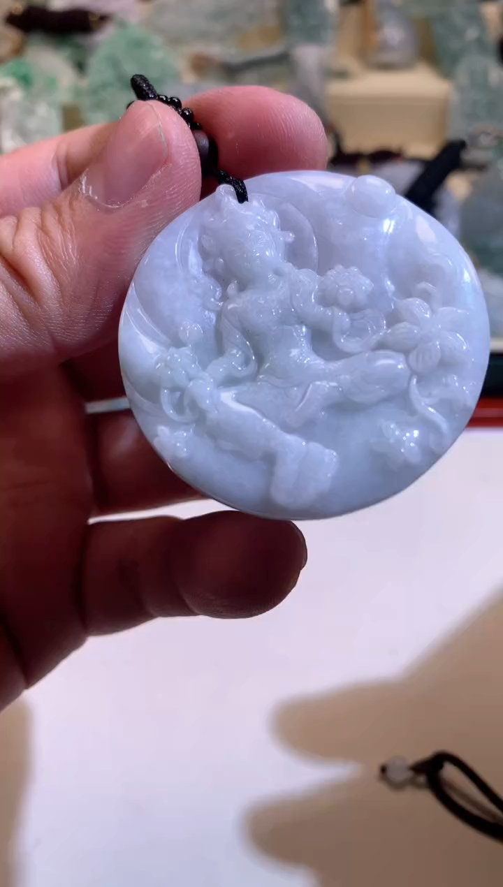 【闪购商品】翡翠颈饰未镶嵌01/22/209