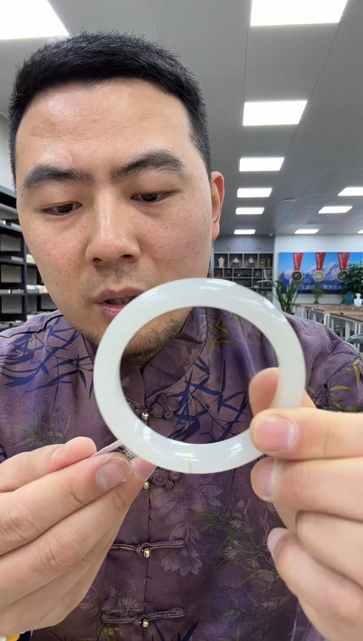 【闪购商品】和田玉手镯未镶嵌58  469