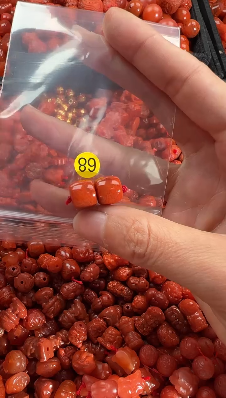 【闪购商品】南红玛瑙颈饰未镶嵌1