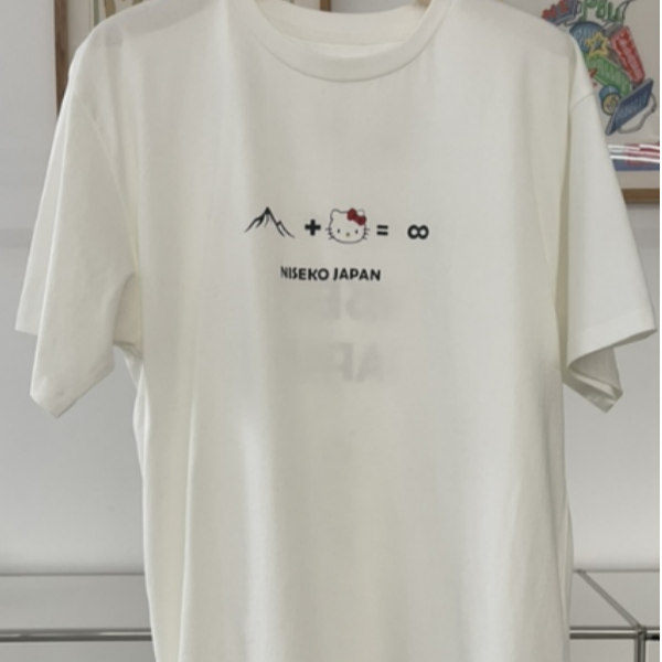 吾火火凯莉猫富士山T恤SFF57618BH