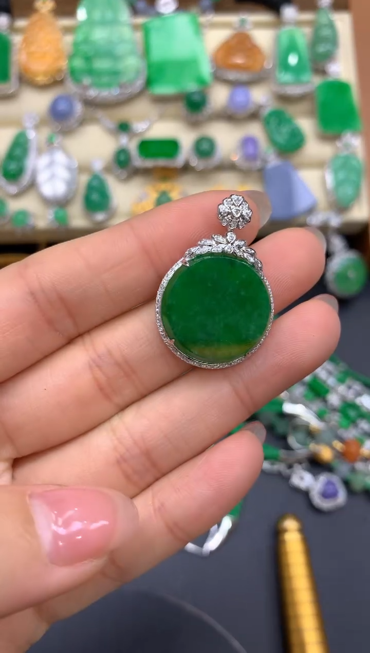 【闪购商品】翡翠颈饰18K金镶嵌616-中国好珍宝