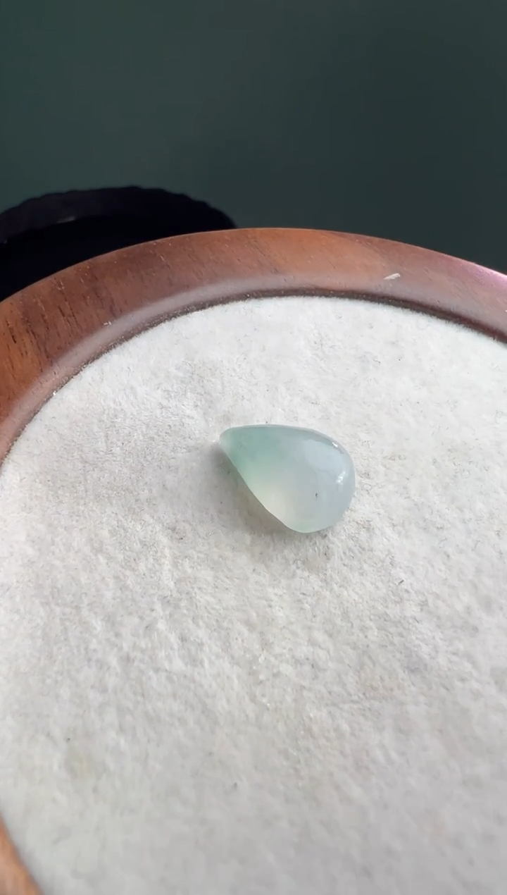 未镶嵌定制翡翠渐变水滴