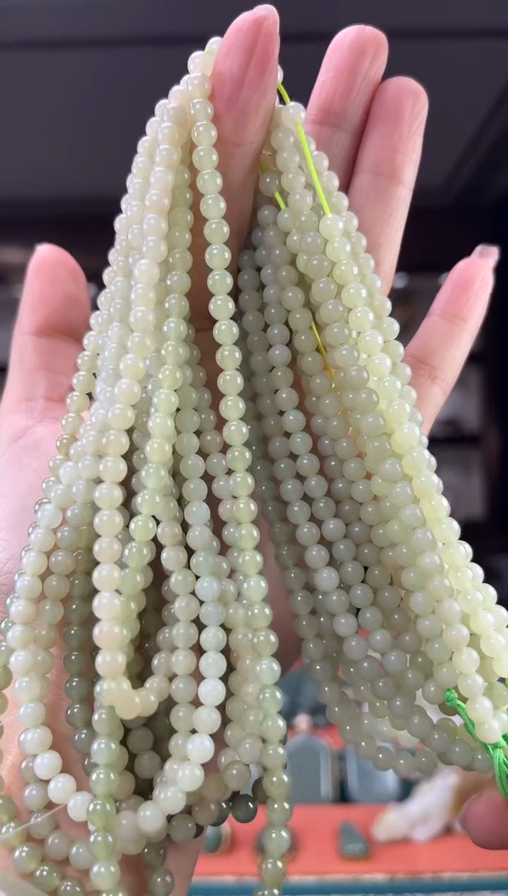 【闪购商品】和田玉颈饰未镶嵌颜色多样性发，拍一发一件