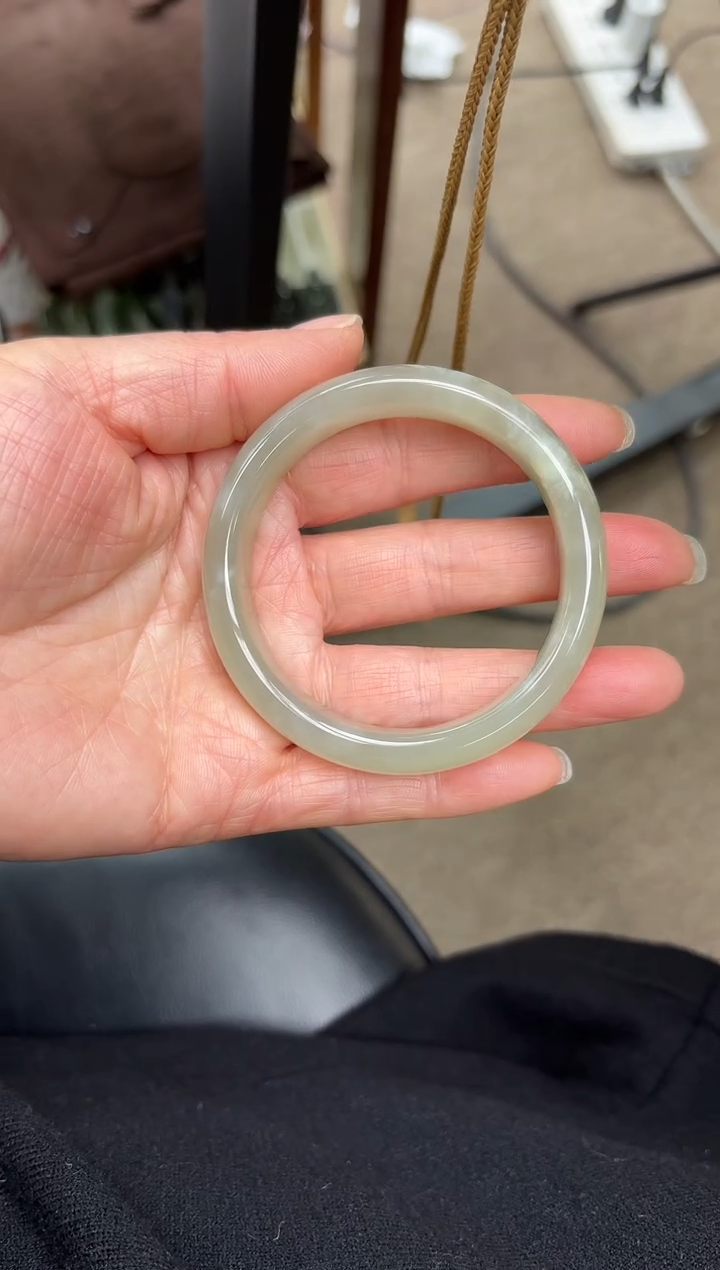 未镶嵌手镯和田玉D-10(57MM)