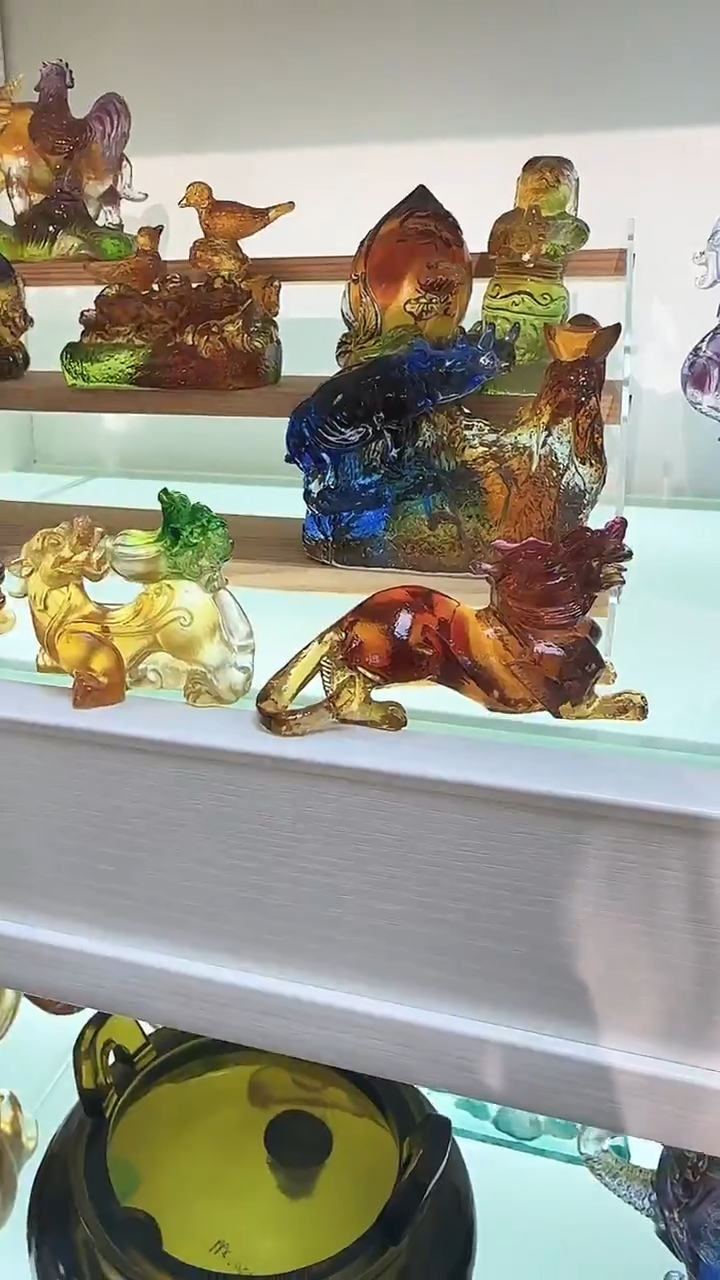 手工艺品琉璃百财+红色貔貅