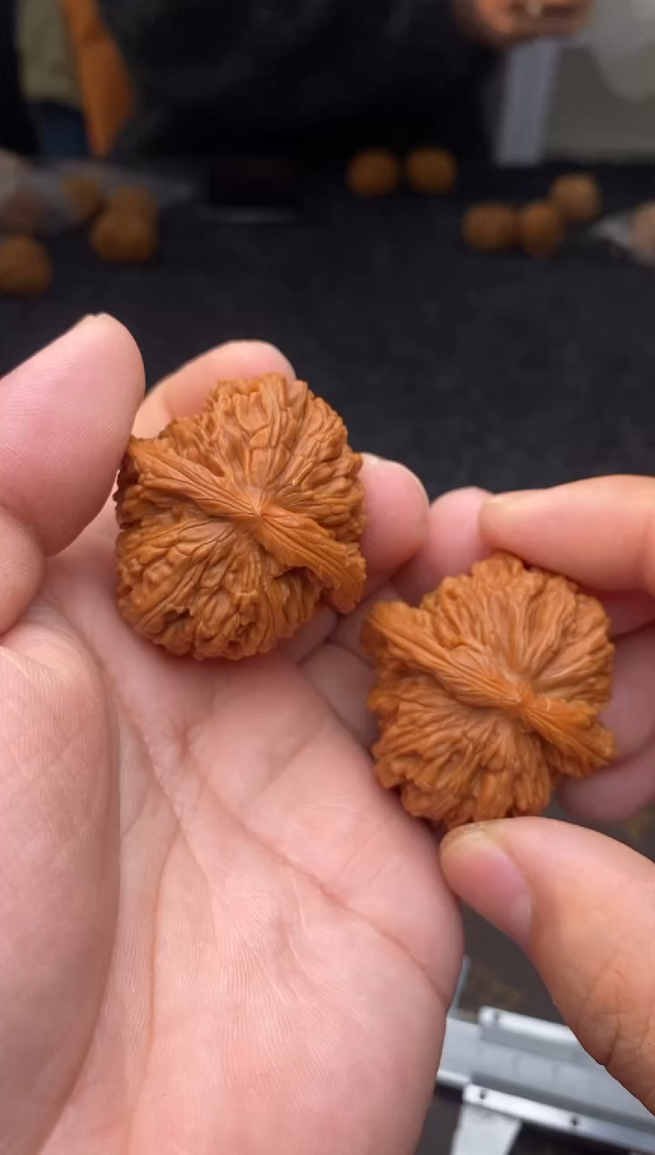 把件文玩核桃B215号41尺四座楼