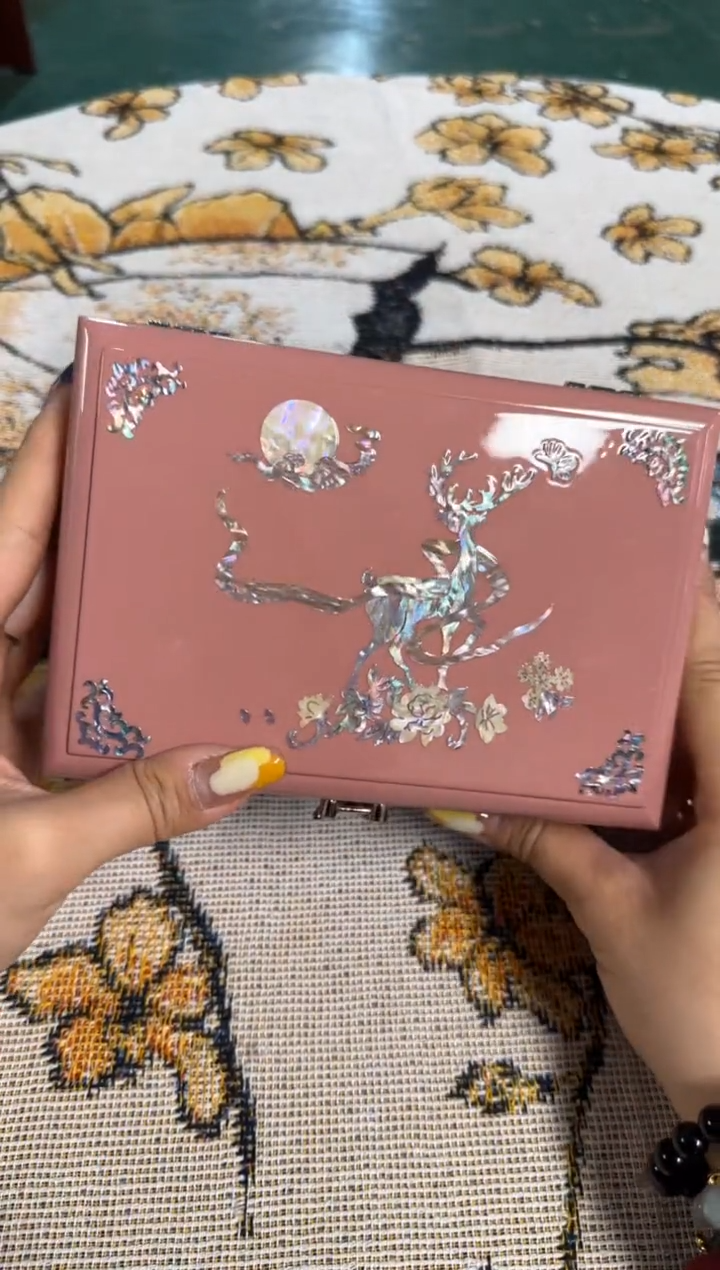 【闪购商品】瓷E176-------------