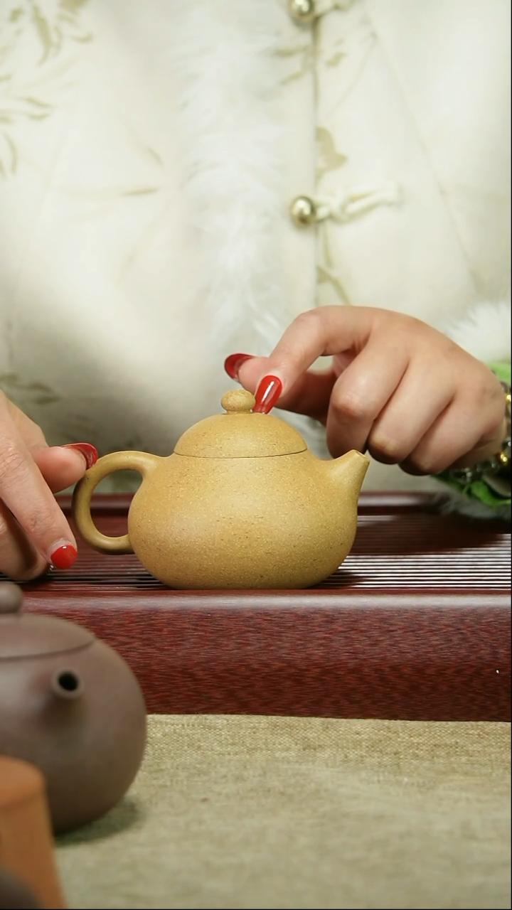 【闪购商品】紫砂茶壶lw 黄金段 文旦