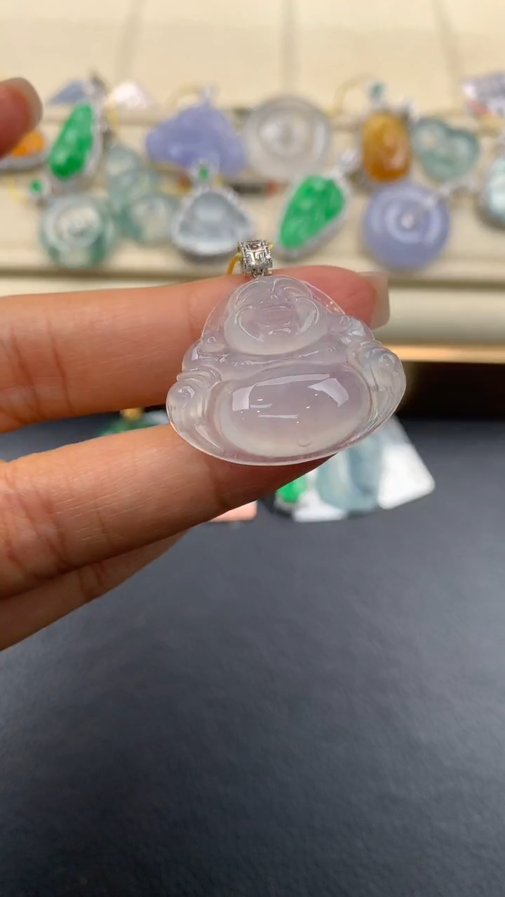 翡翠18K金镶嵌颈饰Q589