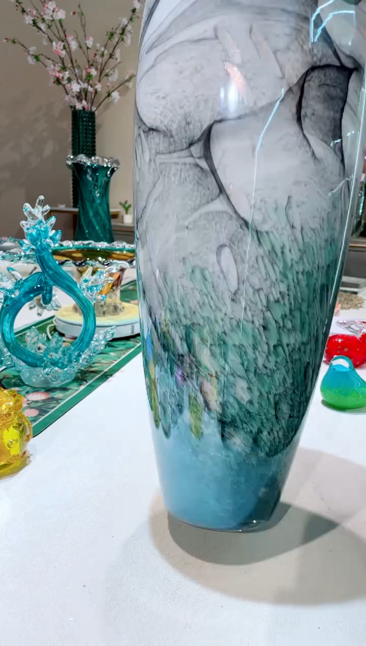 【闪购商品】琉璃手工艺品   灰绿水墨落地大花瓶微瑕