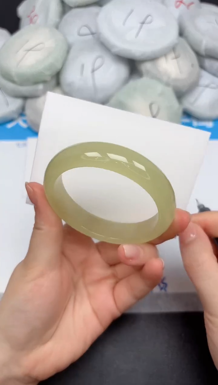 未镶嵌手镯石英质玉143-58.0