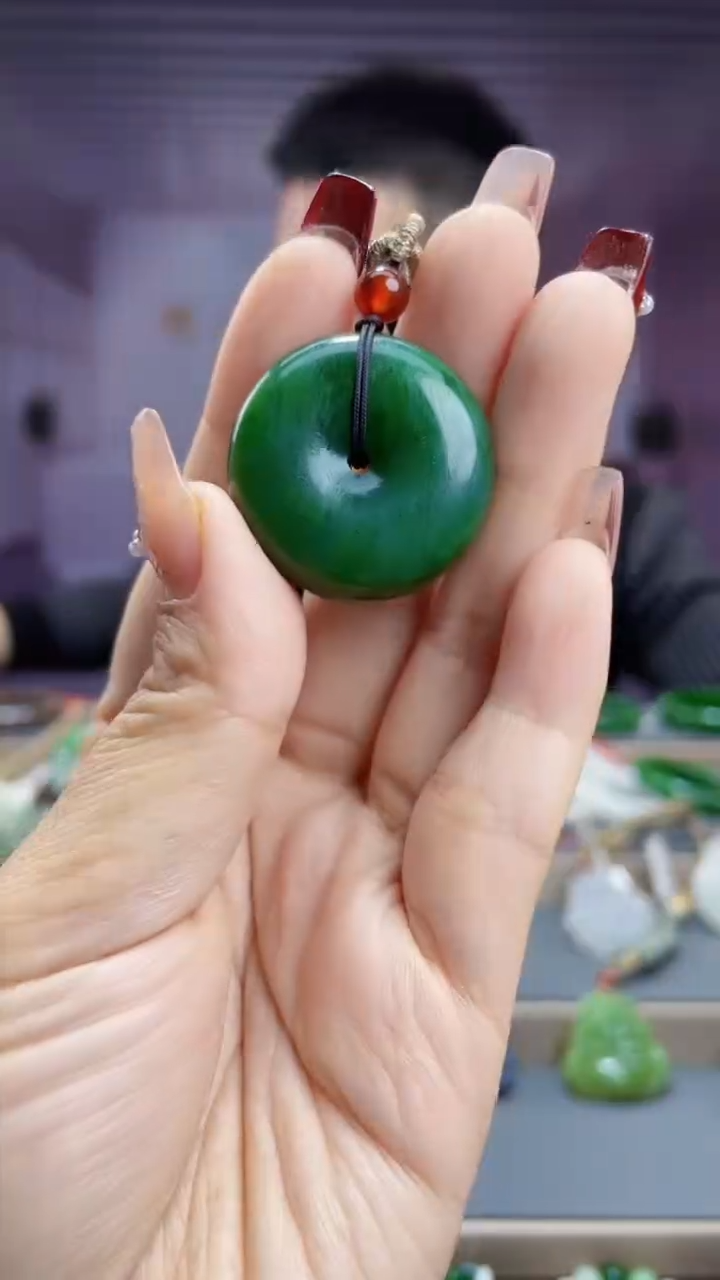 【闪购商品】和田玉吊坠未镶嵌79