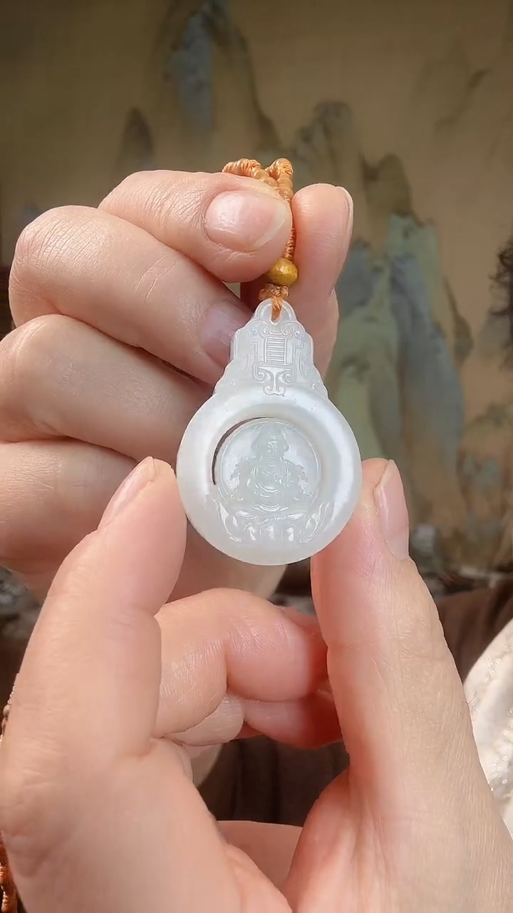 颈饰未镶嵌和田玉.