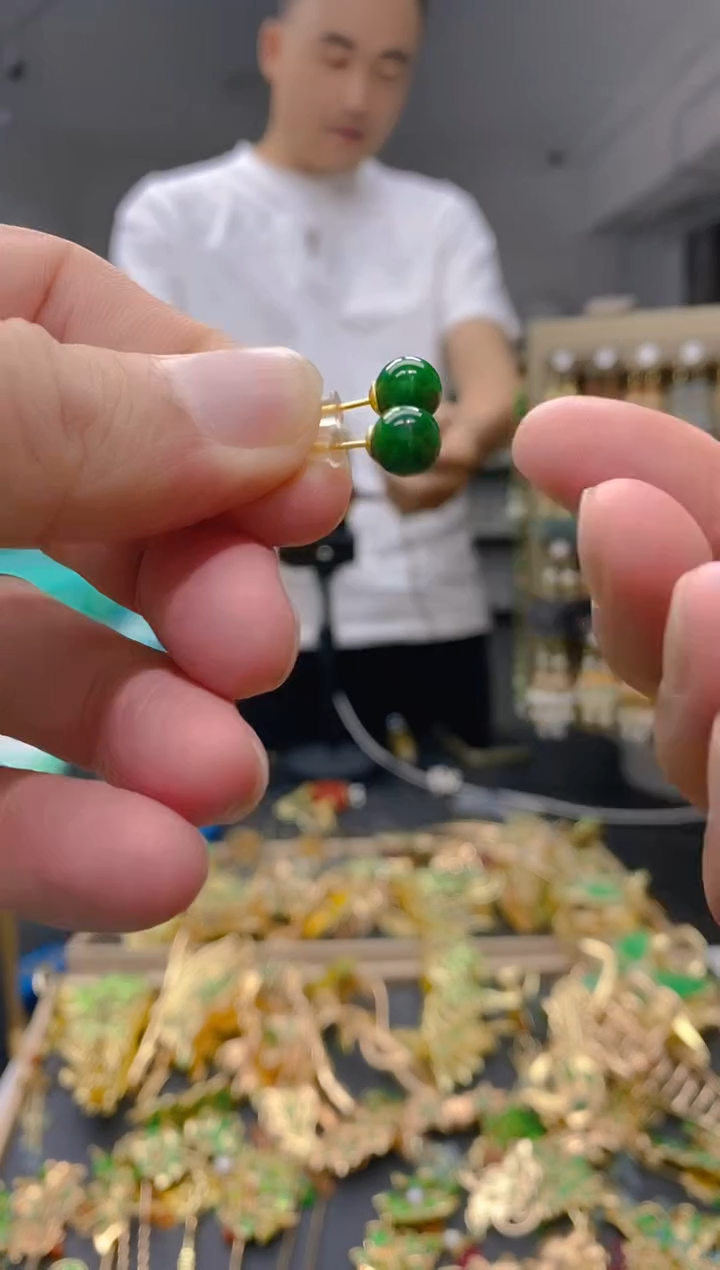 【闪购商品】翡翠耳饰合金203翡翠耳钉