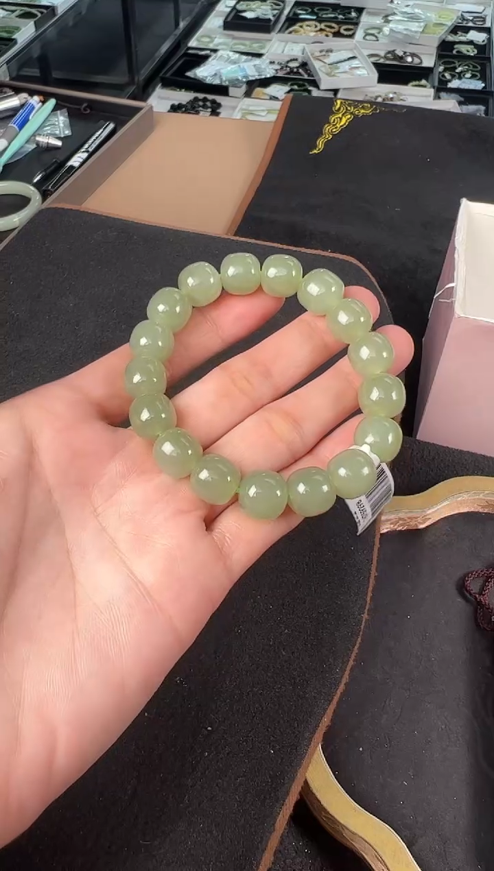 未镶嵌手串和田玉多样性发1