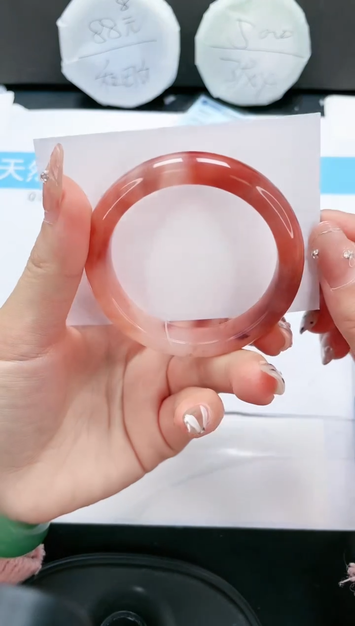 【闪购商品】石英质玉手镯未镶嵌78-54