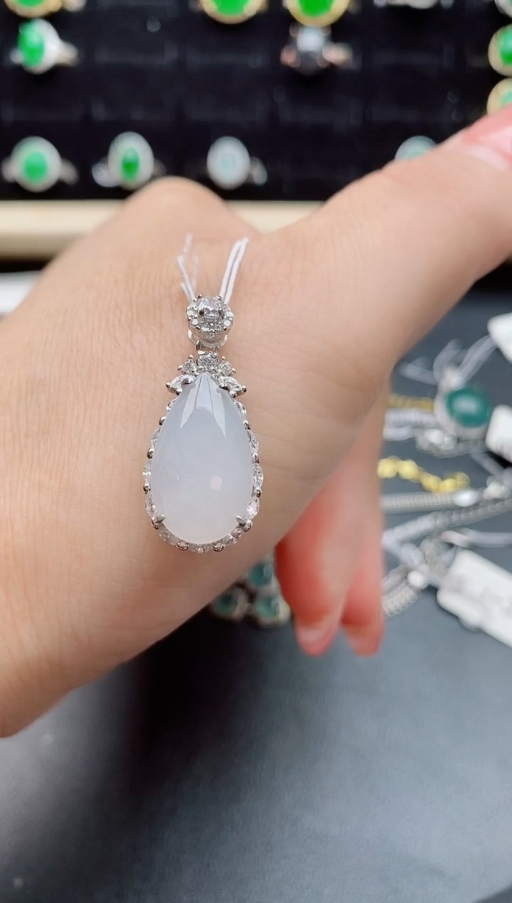 【闪购商品】翡翠吊坠(不含链)银S925镶嵌85850