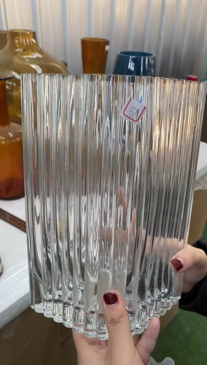 【闪购商品】玻璃132