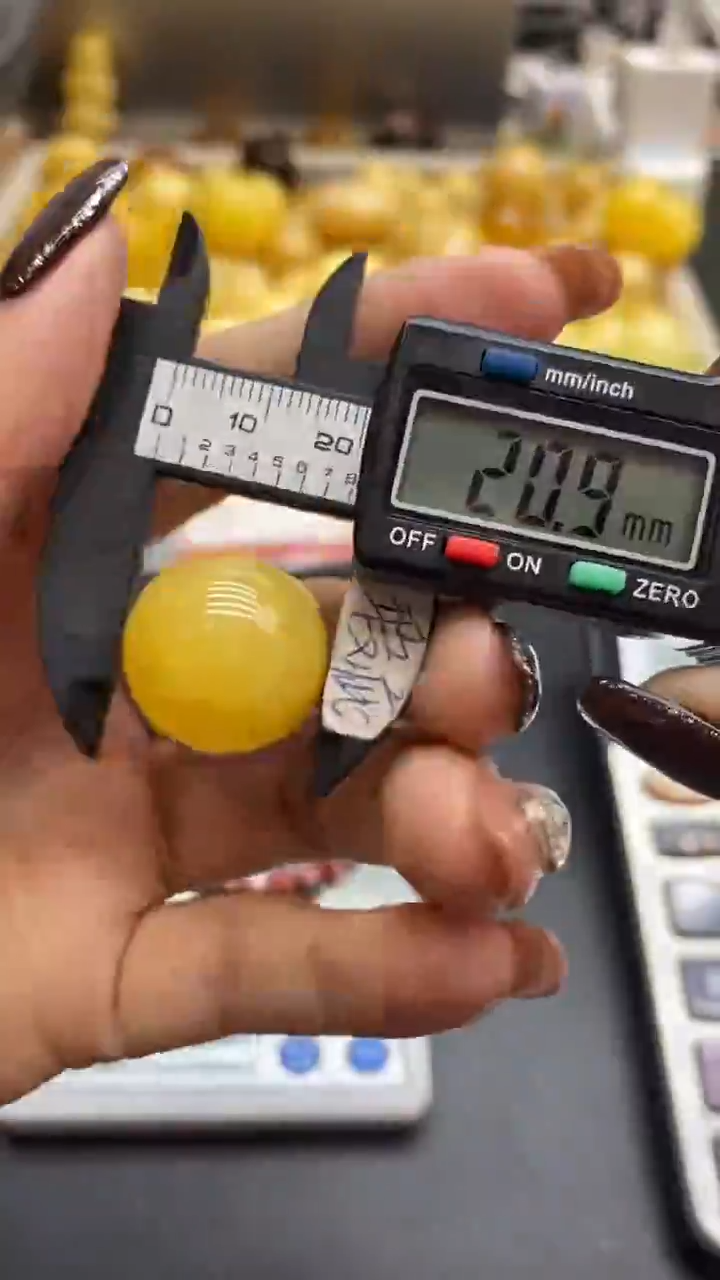 琥珀未镶嵌珠宝奇石1638