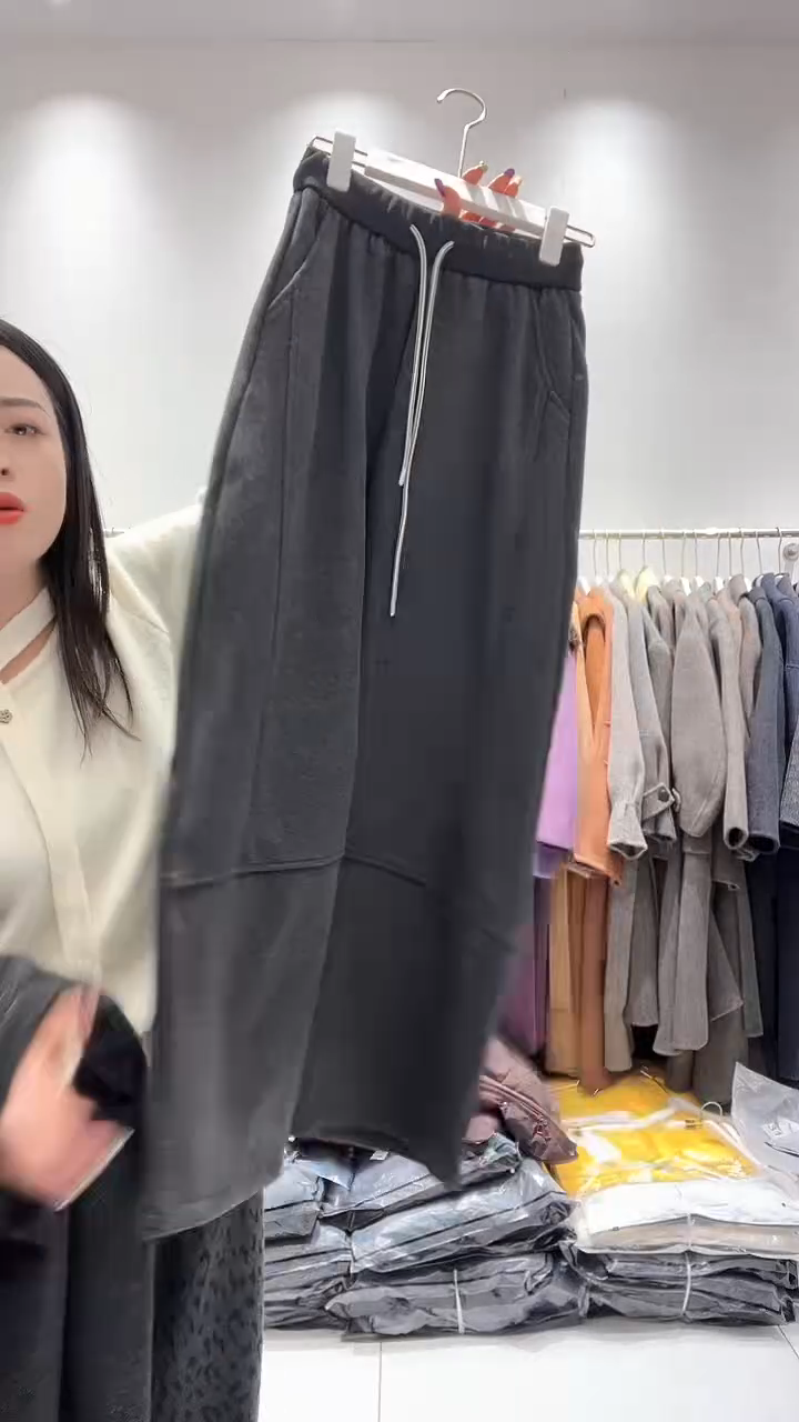 商贸城锦汐里女装批发002