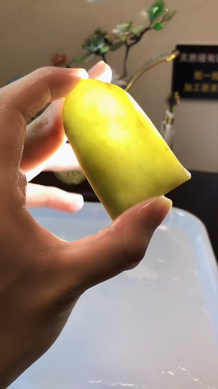 翡翠未镶嵌颈饰天然翡翠A货