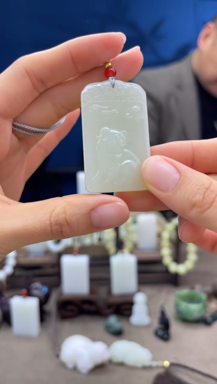 【闪购商品】和田玉颈饰未镶嵌1