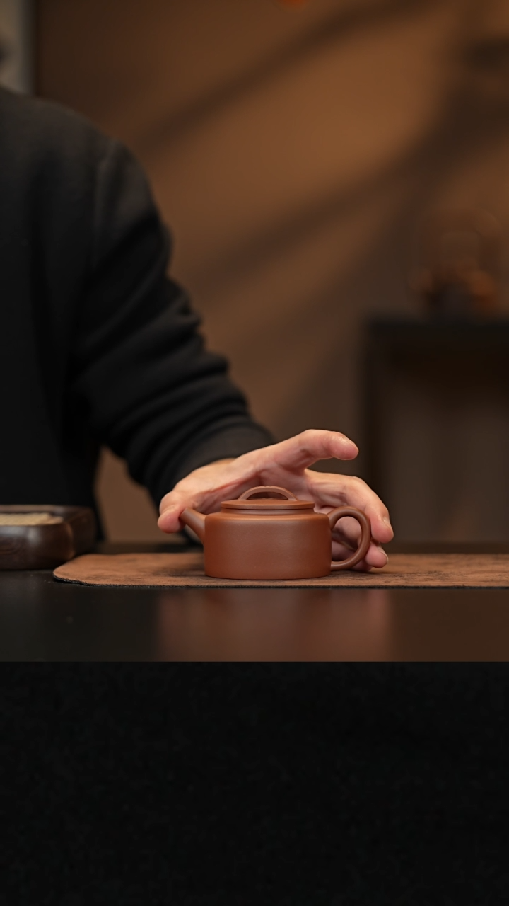 【闪购商品】紫砂茶壶允禾斋wzht 平盖井栏 紫泥