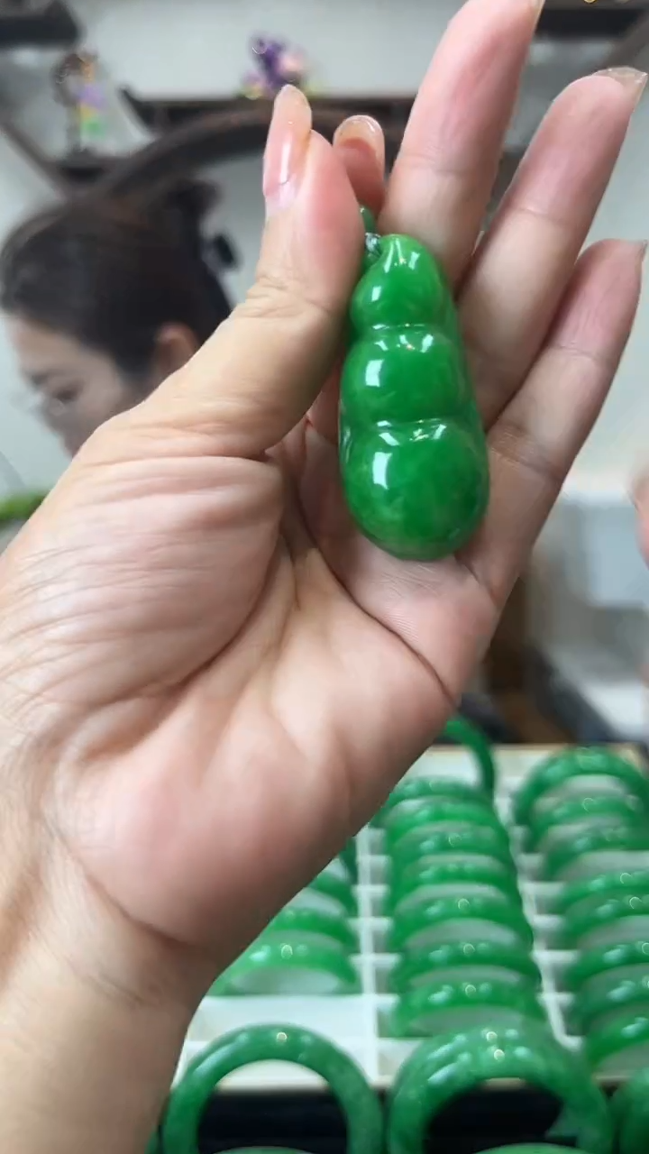 【闪购商品】砖雕闪67 手工雕刻吊坠