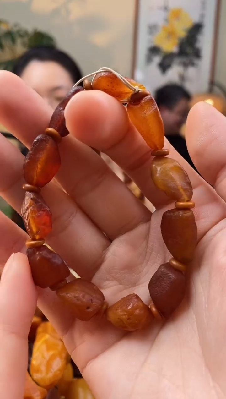 【闪购商品】琥珀手串未镶嵌手串