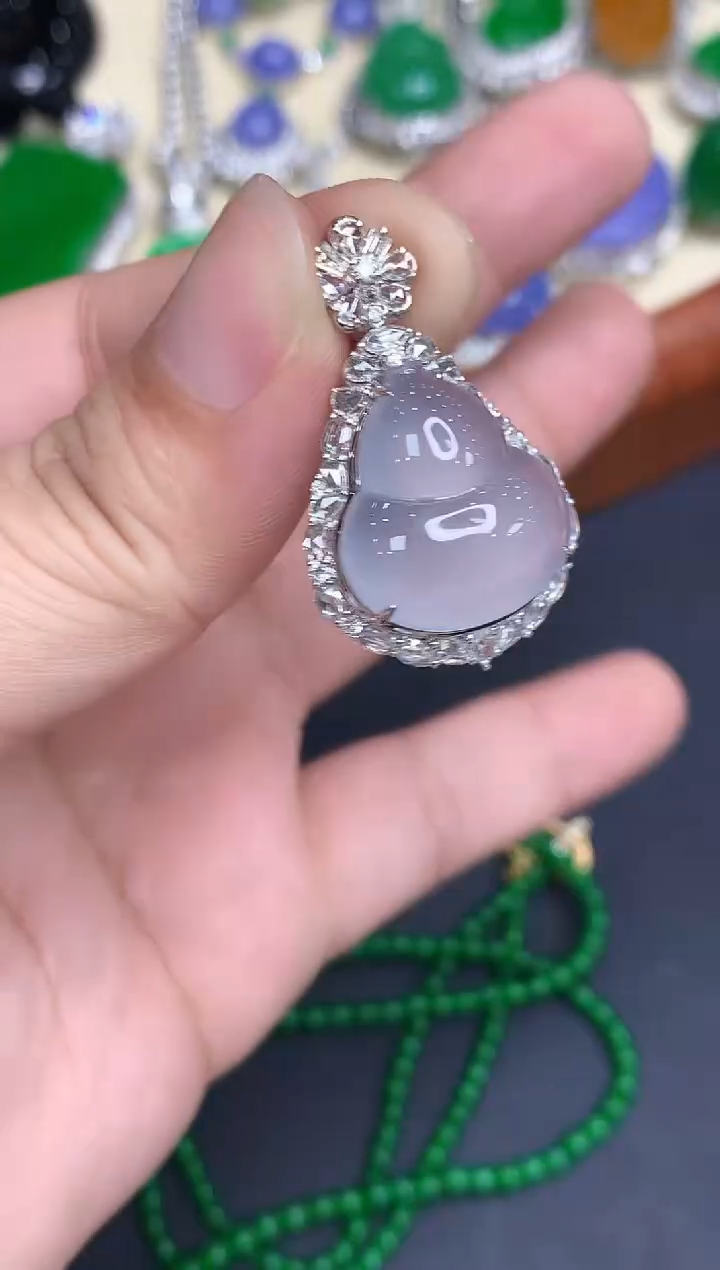 颈饰18K金镶嵌翡翠729-中国好珍宝