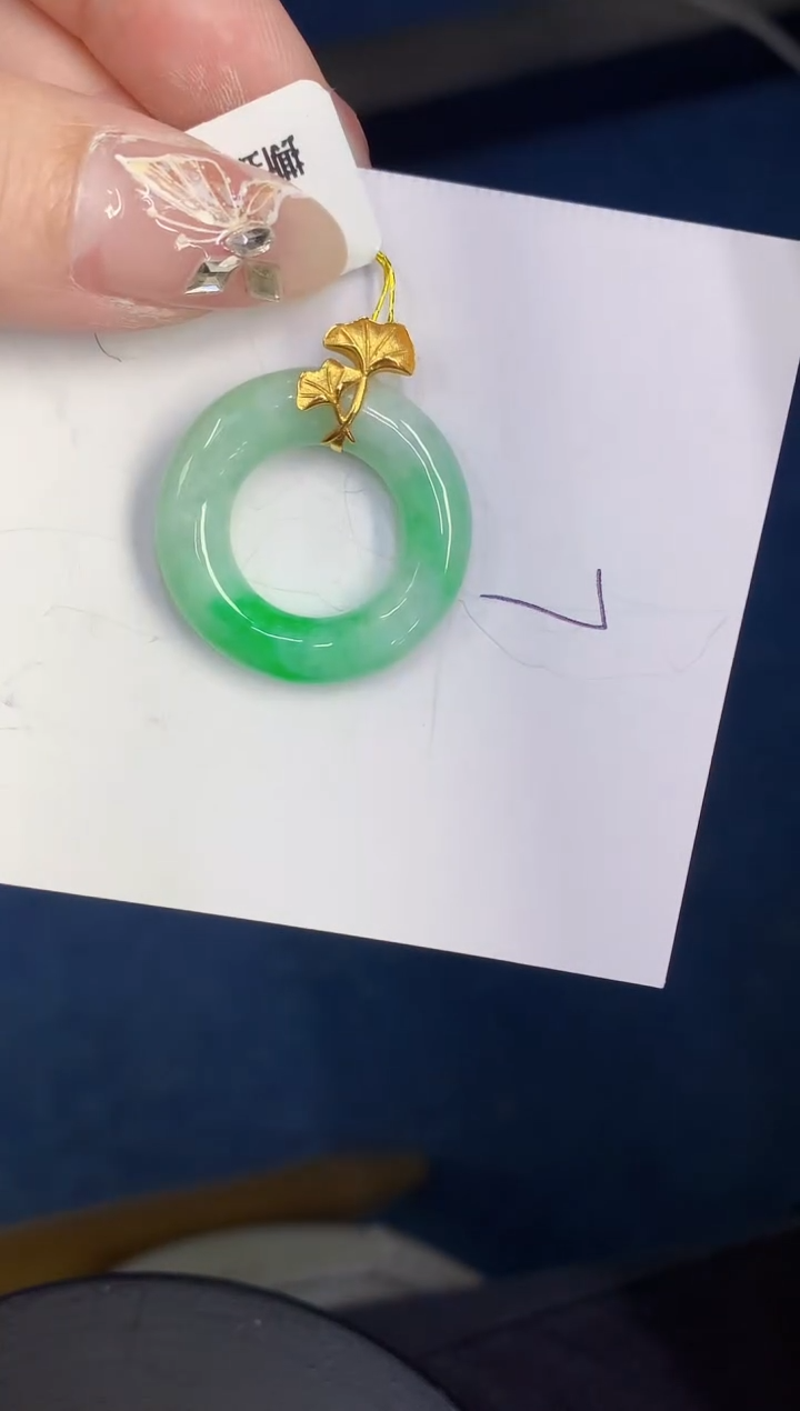 【闪购商品】翡翠颈饰18K金镶嵌0000000000