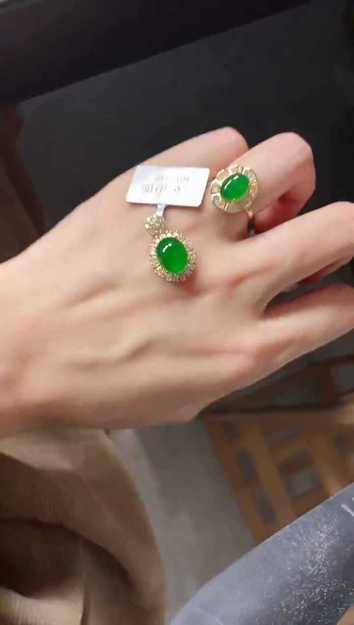 银S925镶嵌戒指翡翠51511