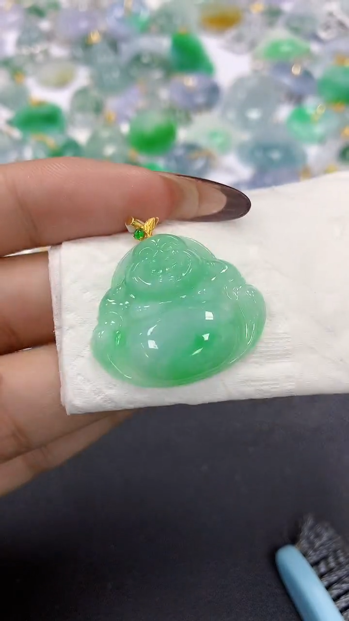 颈饰18K金镶嵌翡翠a货假一赔三支持复检百元上9元证书费自理
