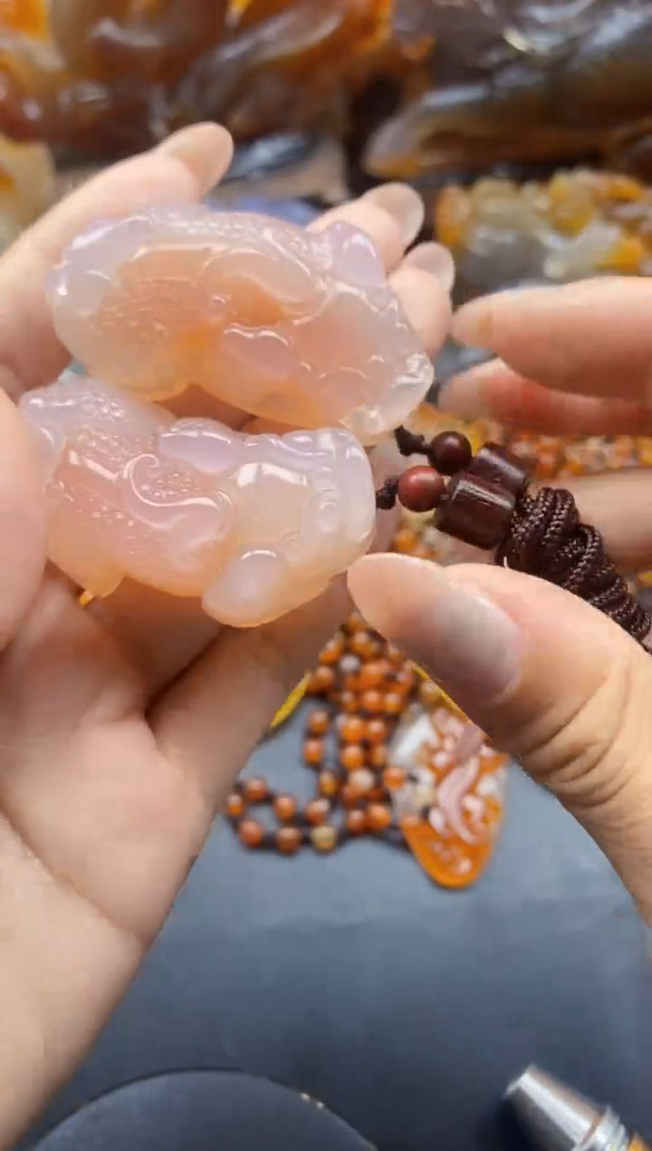 玛瑙/玉髓颈饰未镶嵌ll