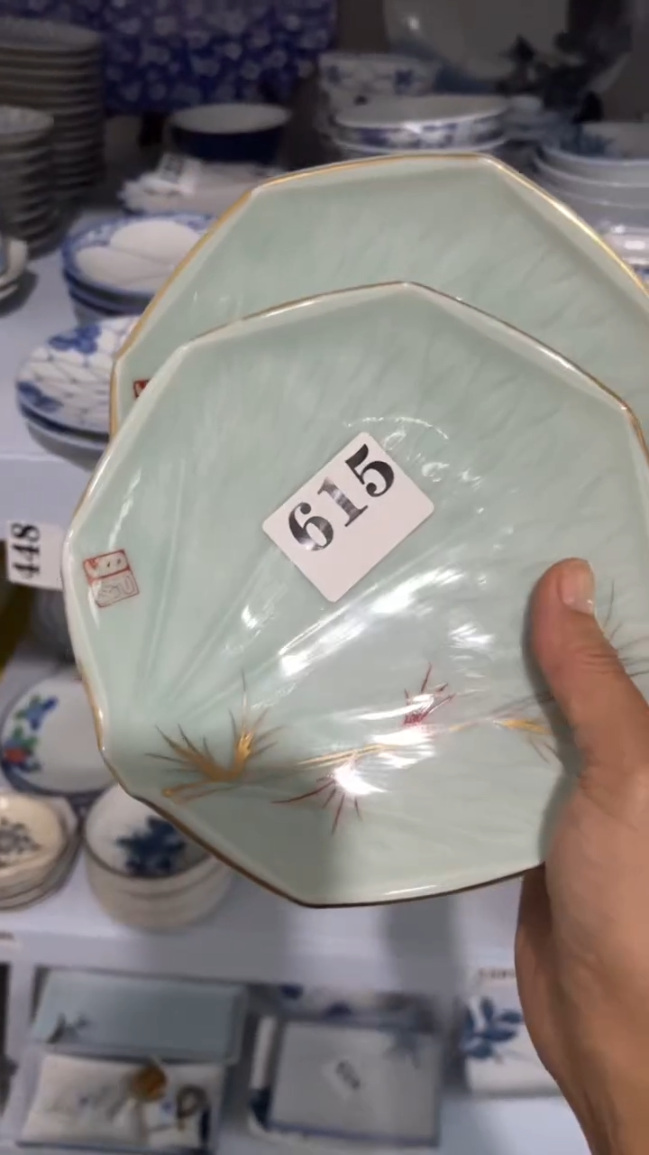 闺**族闺蜜家族中古商品 默认瑕疵 满20包邮 完美主义者慎拍