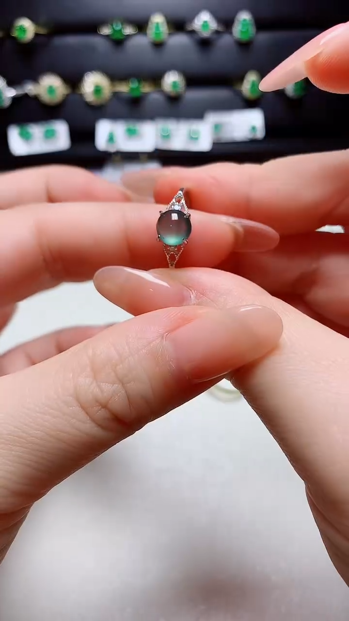 翡翠戒指银S925镶嵌天然翡翠s925银镶嵌