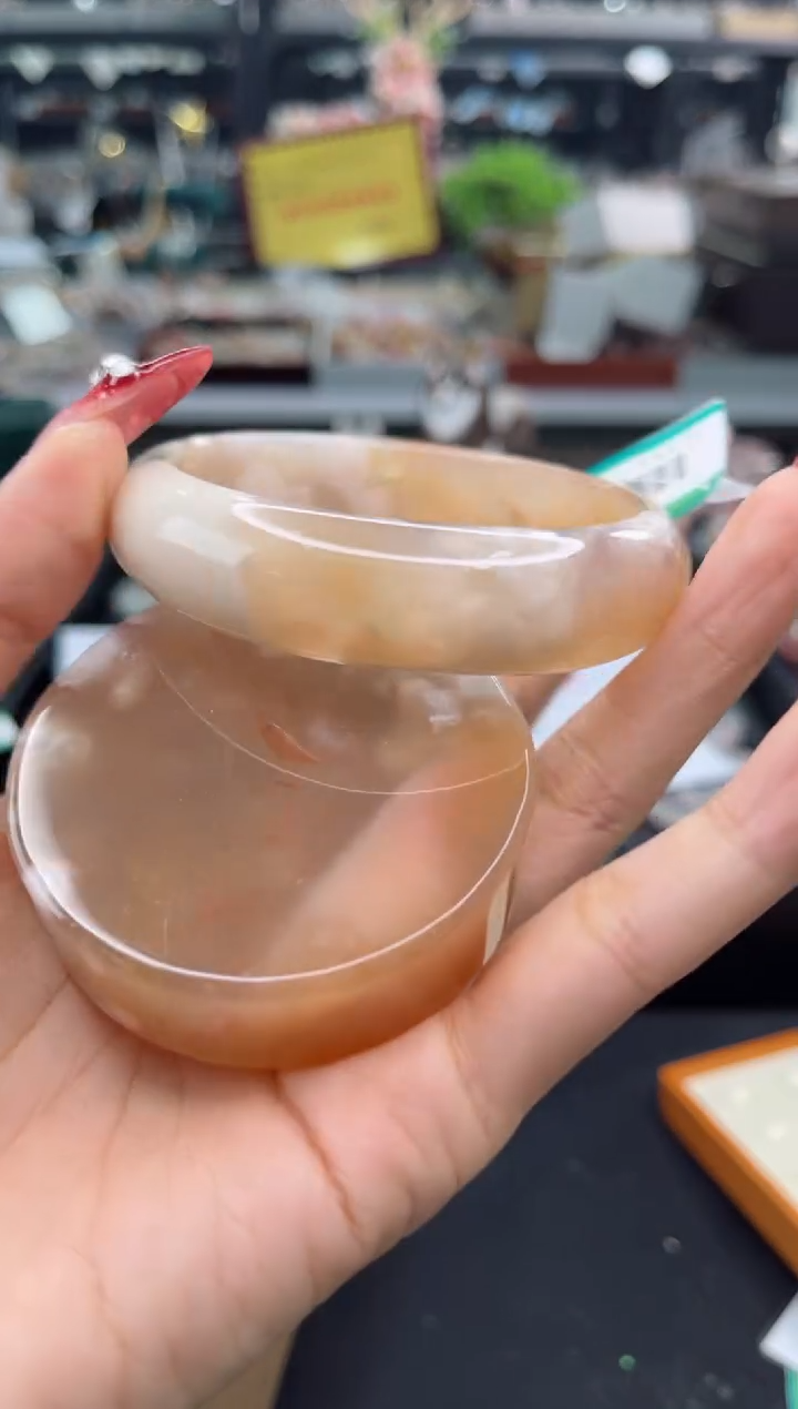 【闪购商品】石英质玉手镯未镶嵌62圈口（赠品镯心）3641428