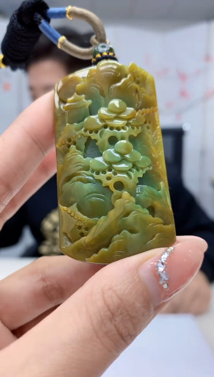 【闪购商品】定制翡翠未镶嵌4917MM-毛货挂件72
