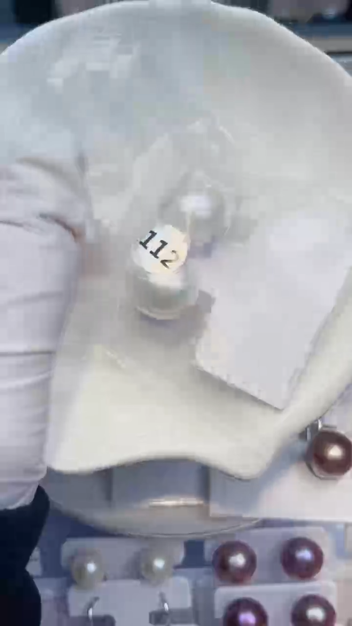 【闪购商品】银S925镶嵌淡水珍珠耳饰耳钉