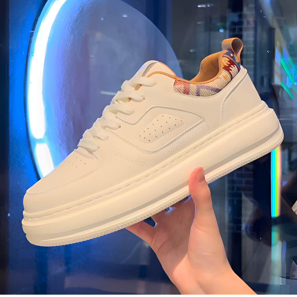 冬季爆款男鞋时尚新款休闲运动鞋潮流百搭小白鞋软底增高板鞋男