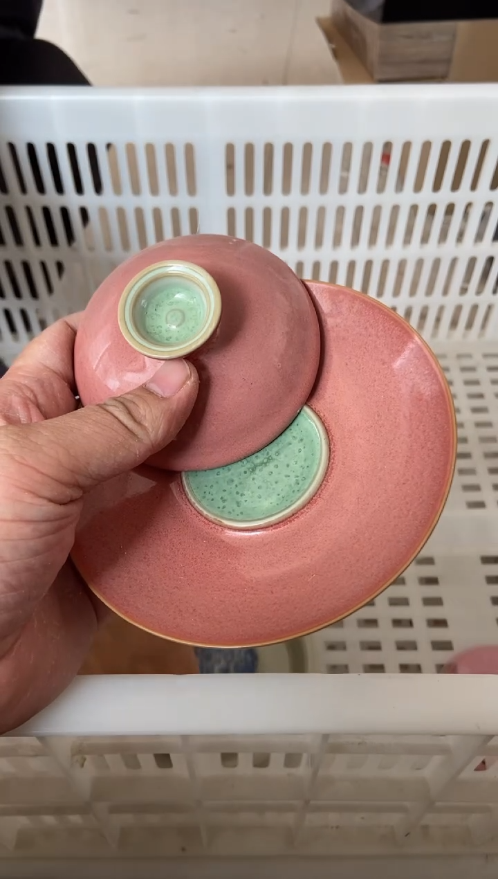 杯无运费险有瑕疵的摄影的产品有使用过的痕迹有点脏介意勿拍