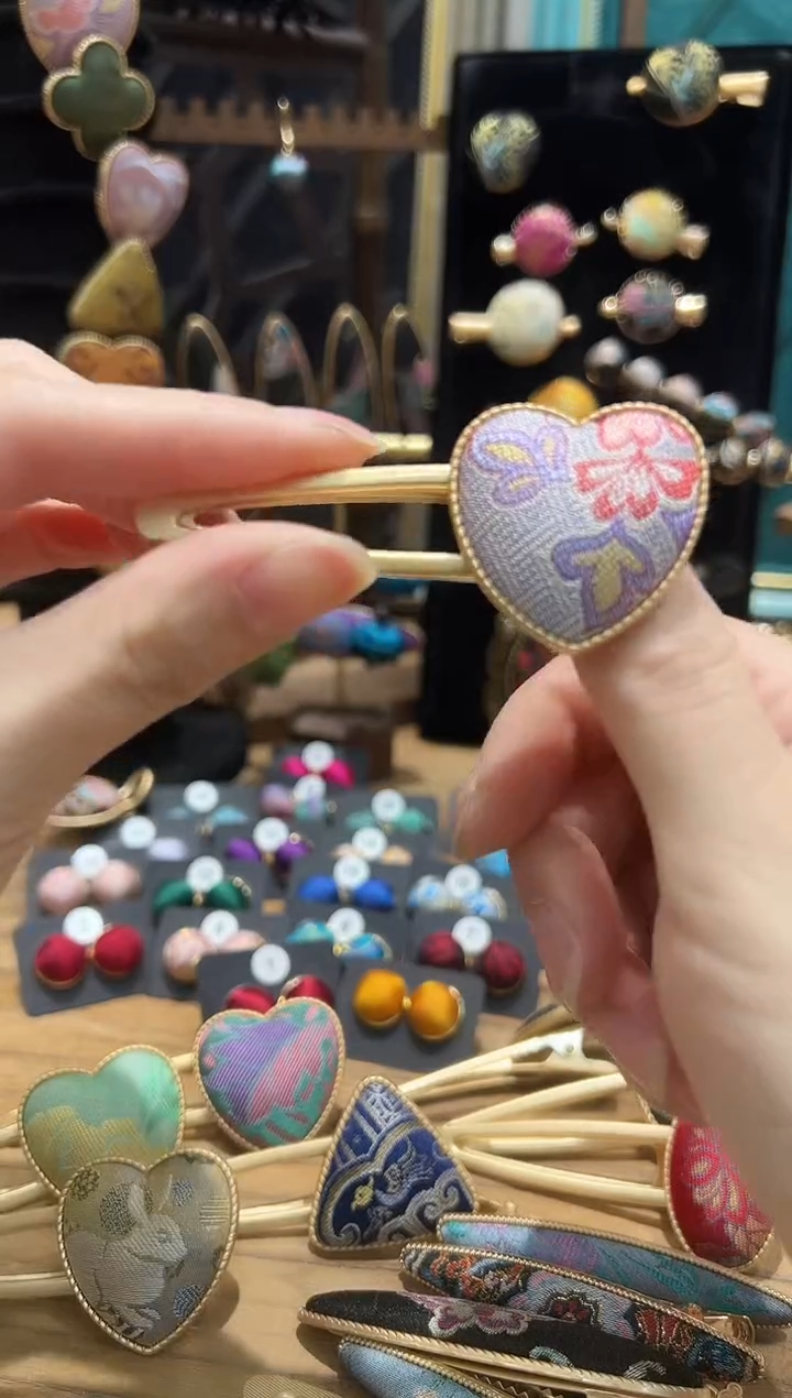 【闪购商品】【孤品车2.20】宝相花爱心鸭嘴夹