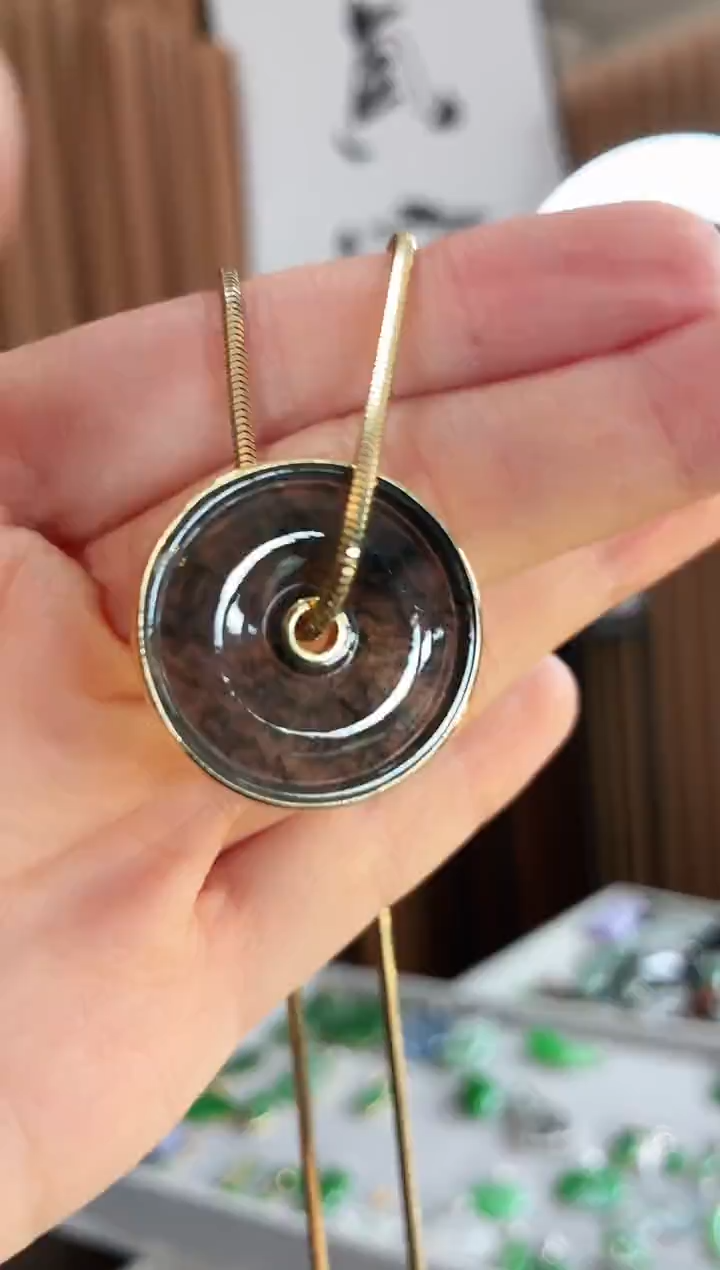 吊坠(不含链)18K金镶嵌翡翠吊坠