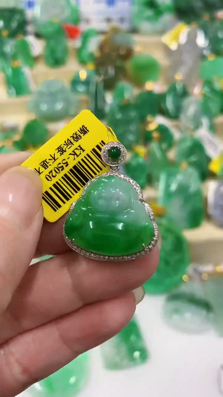 【闪购商品】翡翠吊坠(不含链)18K金镶嵌挂件