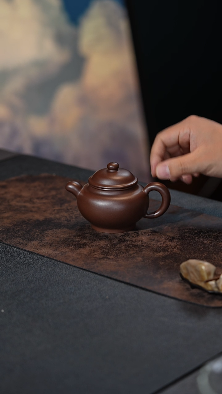 【闪购商品】紫泥茶壶道洪掇只