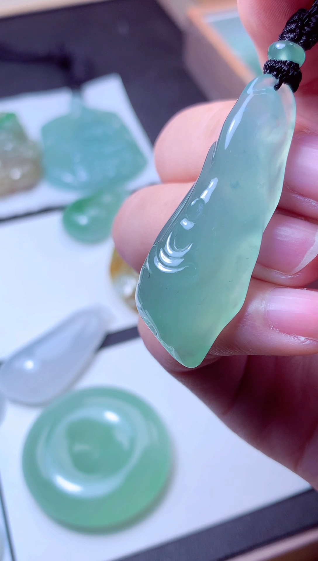 颈饰未镶嵌翡翠天然A货翡翠