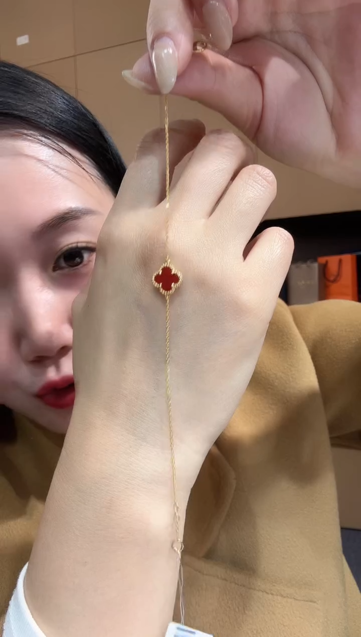 【闪购商品】玛瑙/玉髓手链18K金镶嵌红色k黄小号单花手链GHJ  